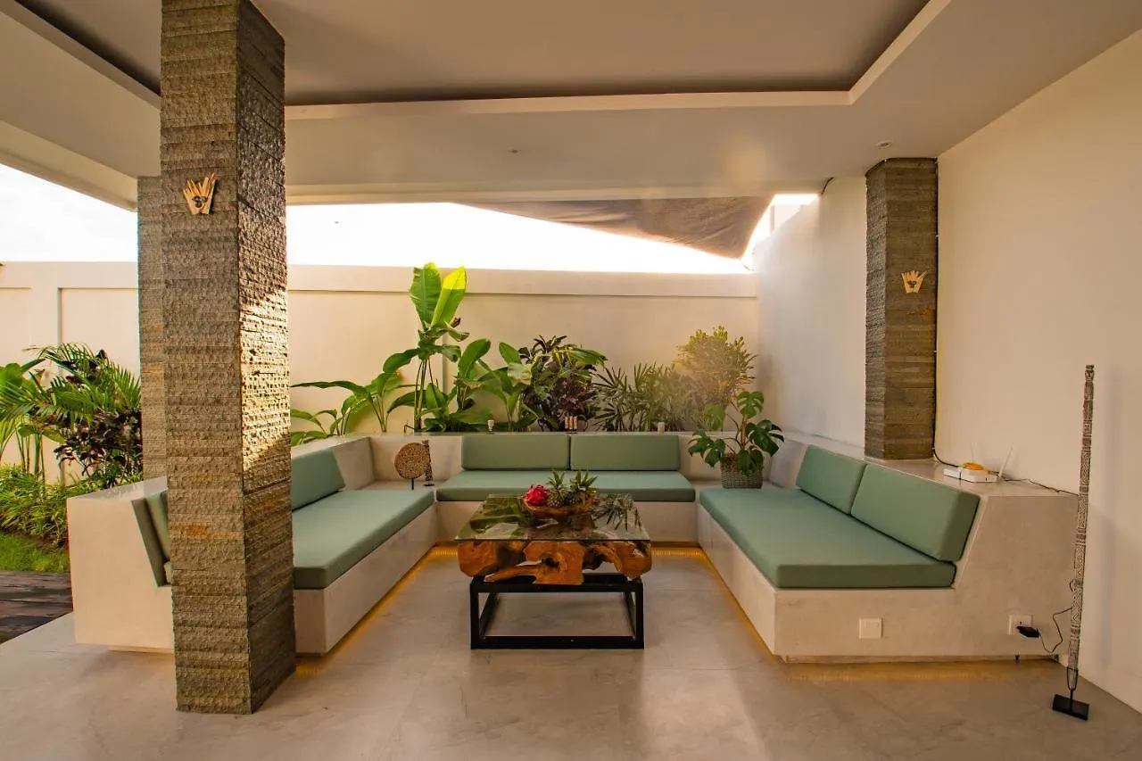 Hedonia Luxury Villas 세미냑