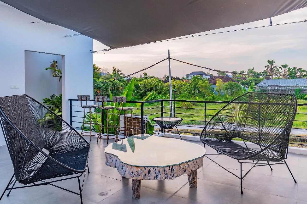 Hedonia Luxury Villas 세미냑